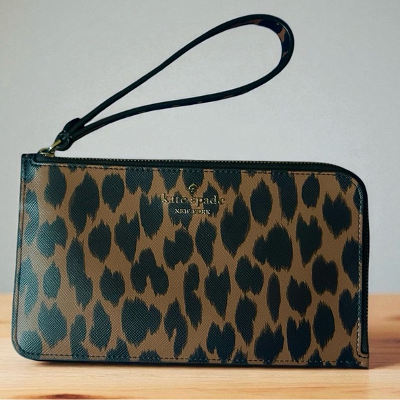 KATE SPADE Leopard Print Wristlet - Picture 1 of 3